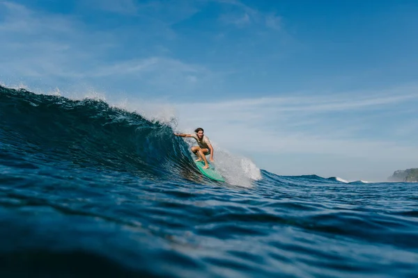 Professional Surfer Wet Shirt Riding Waves Surfboard Sunny Day — стоковое фото