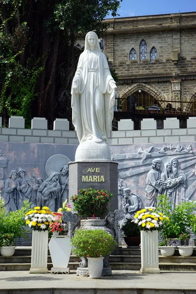 Статуя Аве Мария — стоковое фото