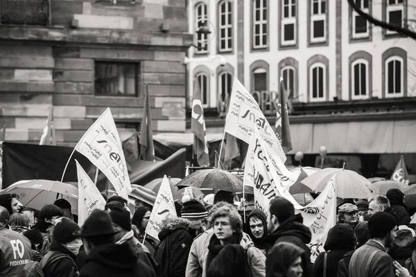 Французский улице протеста против демонстрации людей против правительства мА — стоковое фото