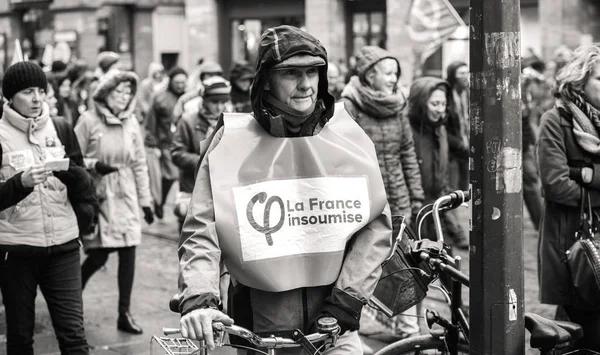 Французский улице протеста против демонстрации людей против правительства мА — стоковое фото