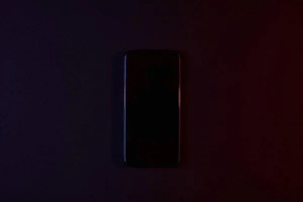 Вид Сверху Черного Смартфона Темном — стоковое фото