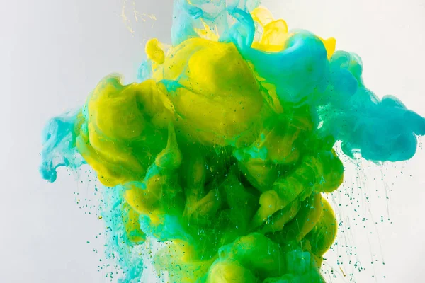 Художественного Фона Проточной Бирюзовый Желтый Зеленый Краска Воде Изолированные Серый Стоковое Фото