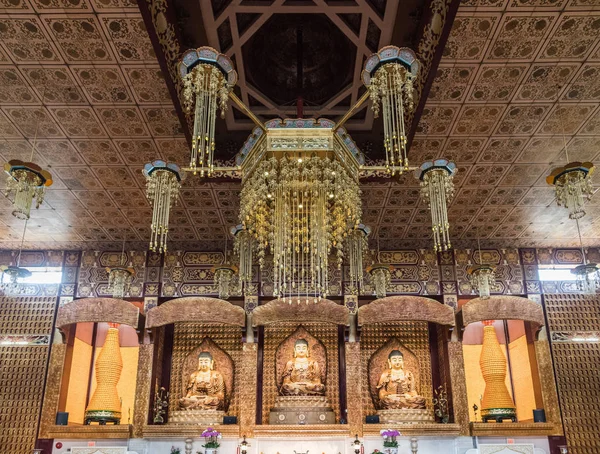 Храм из главного зала в Си Лай буддийский храм, Калифорния Стоковое Изображение