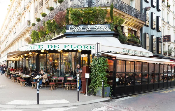 Кафе де Флор, Париж, Франция — стоковое фото