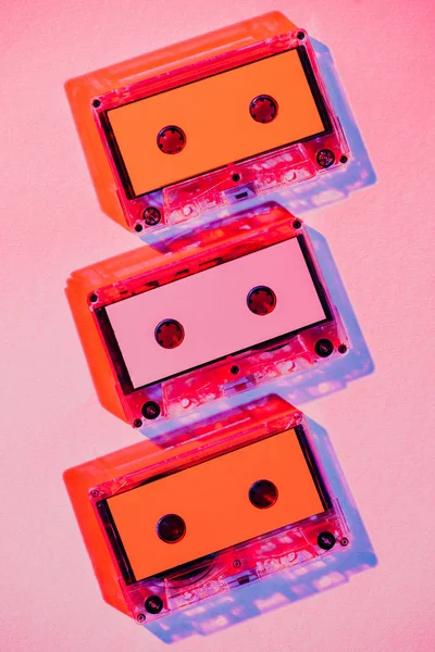 Тонированные Картина Красочный Ретро Аудио Кассет Розовом Фоне — стоковое фото