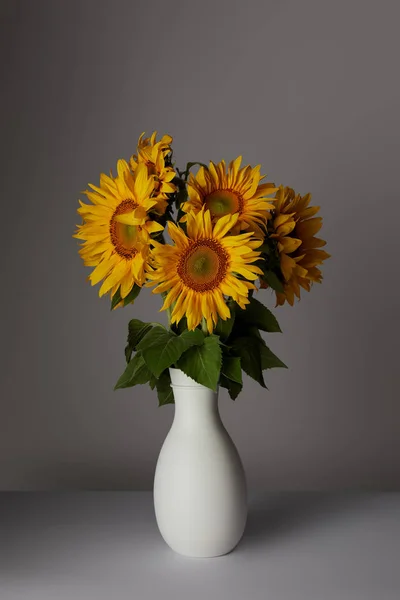 Beautiful Bouquet Yellow Sunflowers Vase Grey — стоковое фото