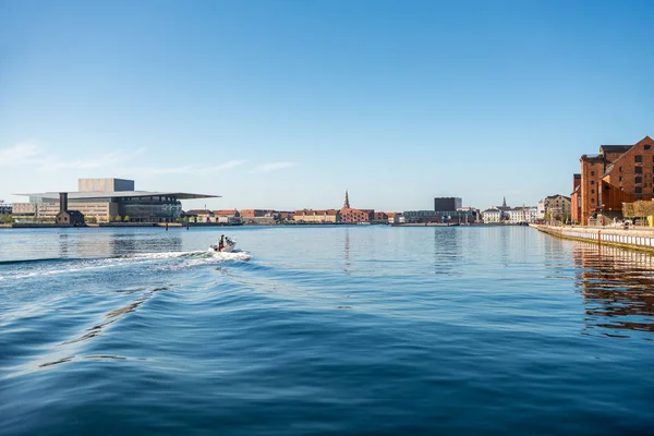 Копенгаген Дания Мая 2018 Городской Сцене Лодки Реке Сити Зданий Лицензионные Стоковые Фото