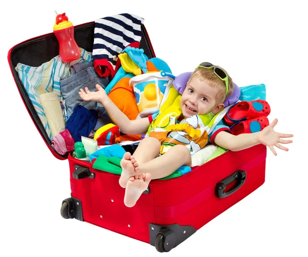 Маленький ребенок в чемодан путешествия, Упакованные для отдыха — стоковое фото