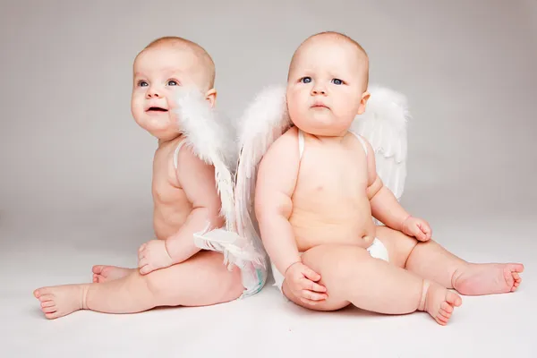 Ребенок ангелы — стоковое фото