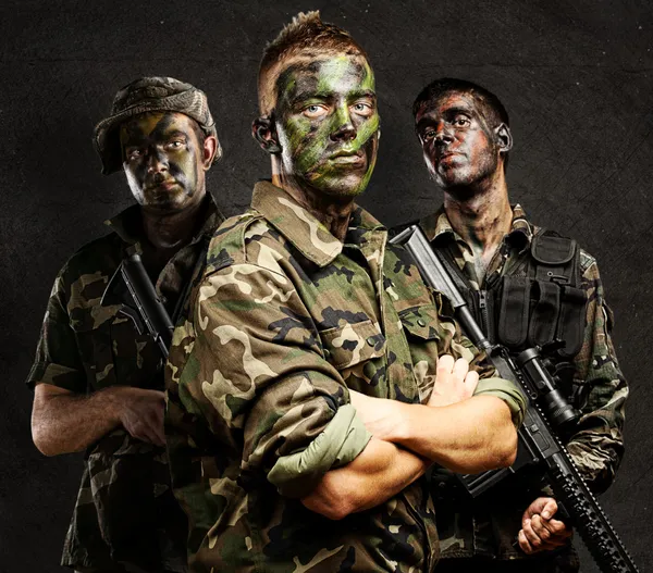Группа солдат — стоковое фото