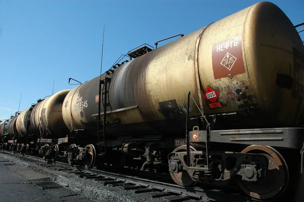 Нефтеналивное поезд. Бак с сырой нефти Стоковое Фото