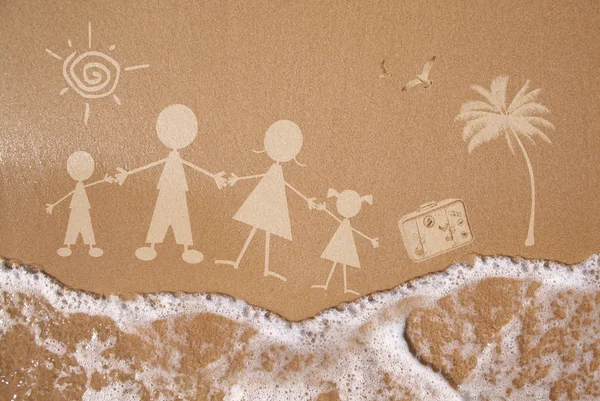 Семейный отдых летом, на влажный песок текстуры — стоковое фото