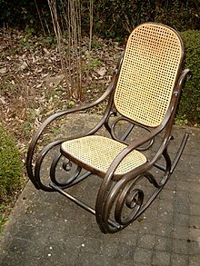 Schommelstoel Thonet.jpg